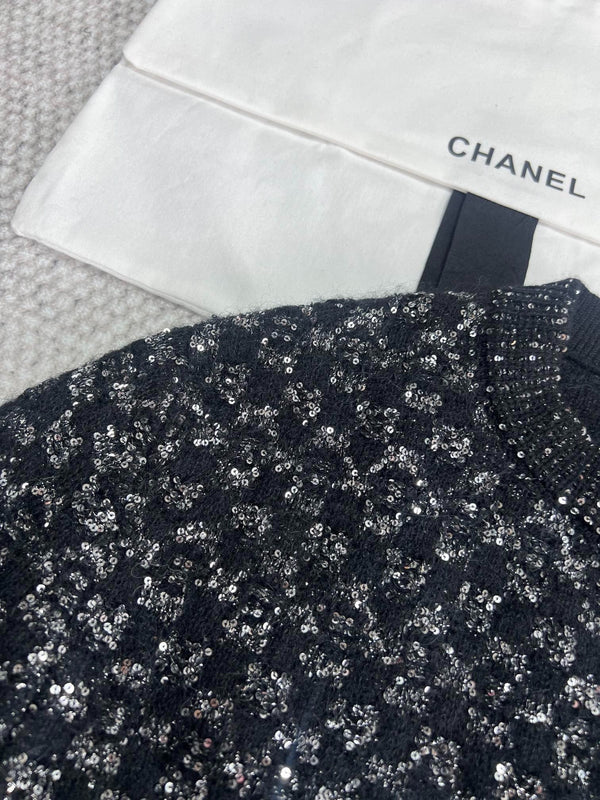 CHANEL CARDIGAN STYLE 26