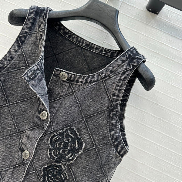 CHANEL DENIM VEST DRESS WITH DIAMOND PATTERN 276108