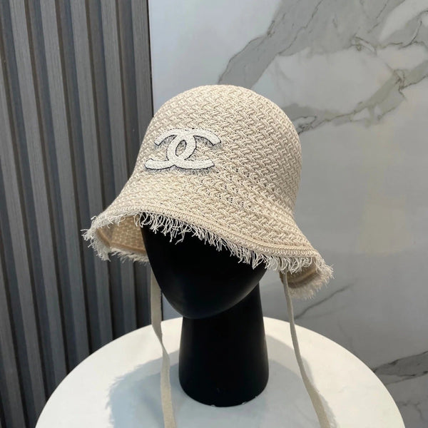 KNITTED BUCKET HAT IVORY 673885
