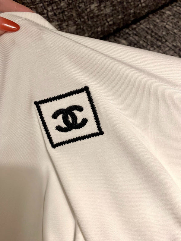 CHANEL 25S LONG SLEEVE T SHIRT STYLE 104