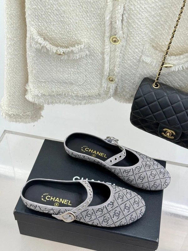 CC Flat Mules 25ss In Grey Embellished With Rhinestones