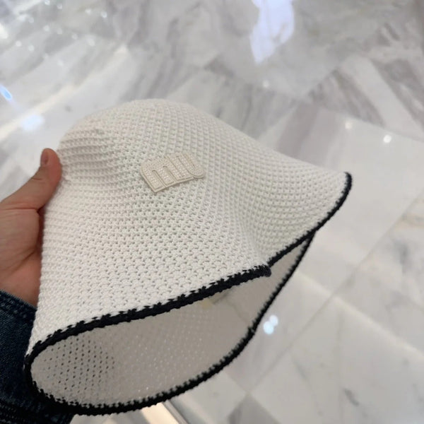 MM BUCKET IN WHITE MESH FABRIC
