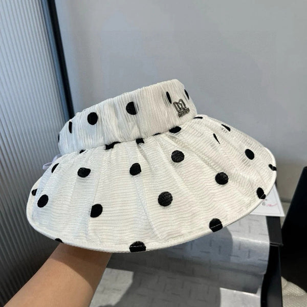 MM OPEN-TOP HAT IN WHITE WITH POLKA DOTS FABRIC