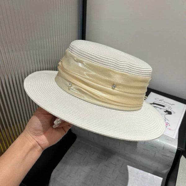 MM STRAW HAT IN WHITE WITH RHINESTONE EMBELLISHED