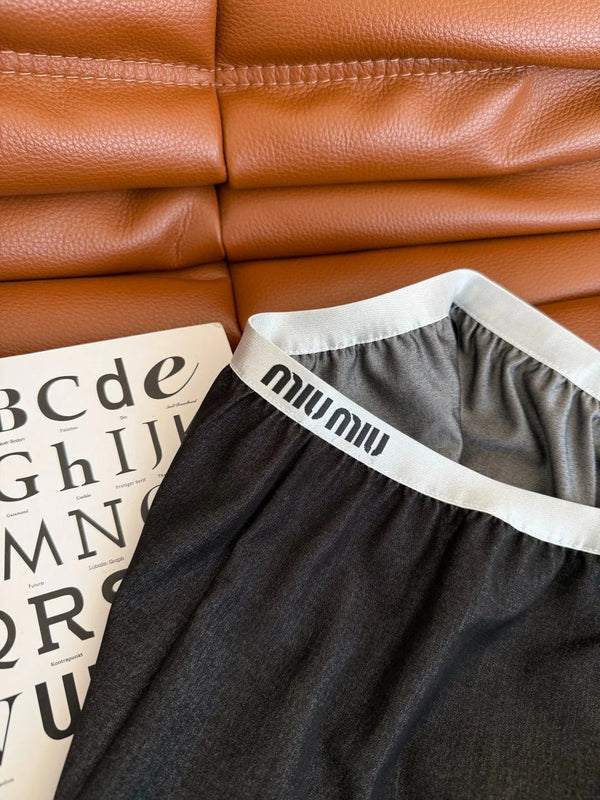 STRAIGHT PANTS 24 WITH NARROW WAIST DETAIL 265717