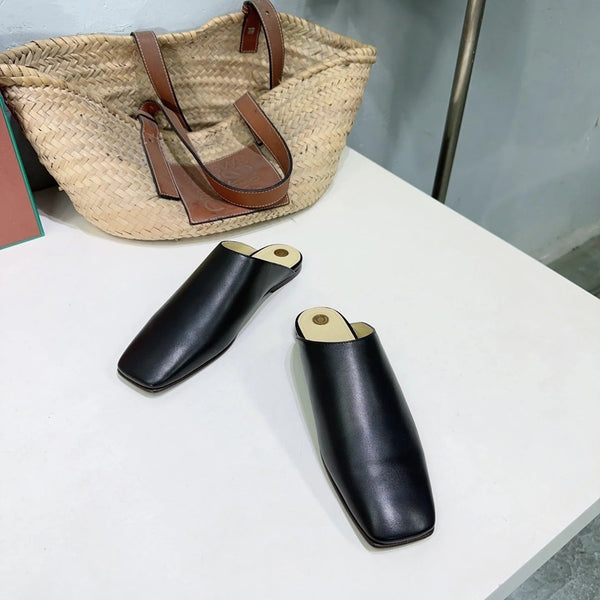 FLAT BUBBLE IN BLACK LAMBSKIN