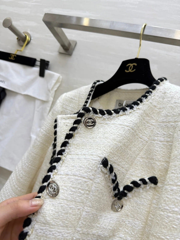 CHANEL 25S JACKET STYLE 242