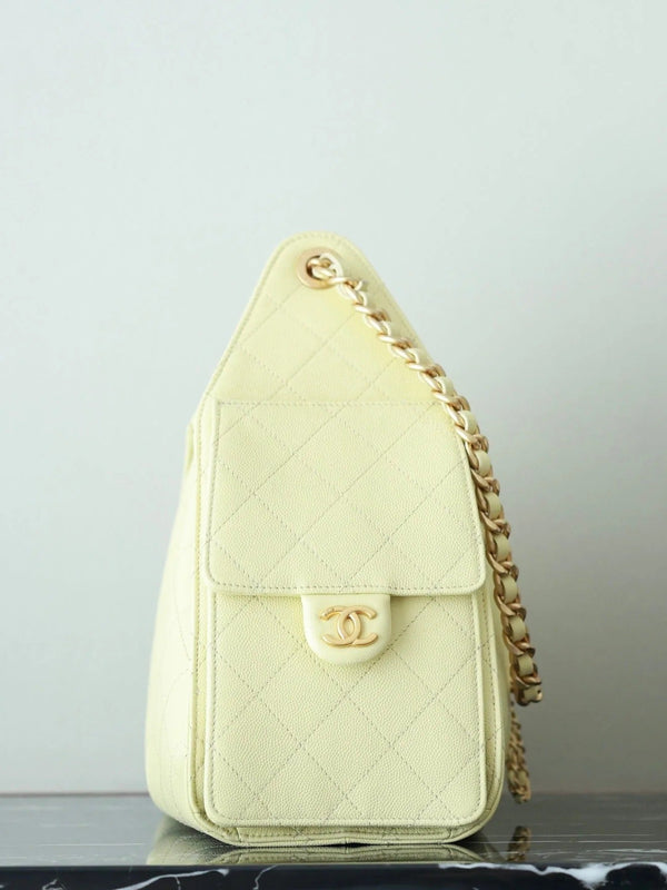 CHANEL 25S HOBO BAG 30 CM IN PASTEL YELLOW LAMBSKIN WITH GOLD HARDWARE