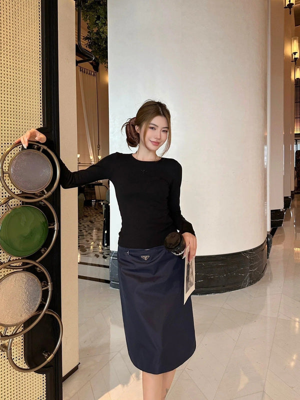 CHANEL LONG-SLEEVE T-SHIRT STYLE 27