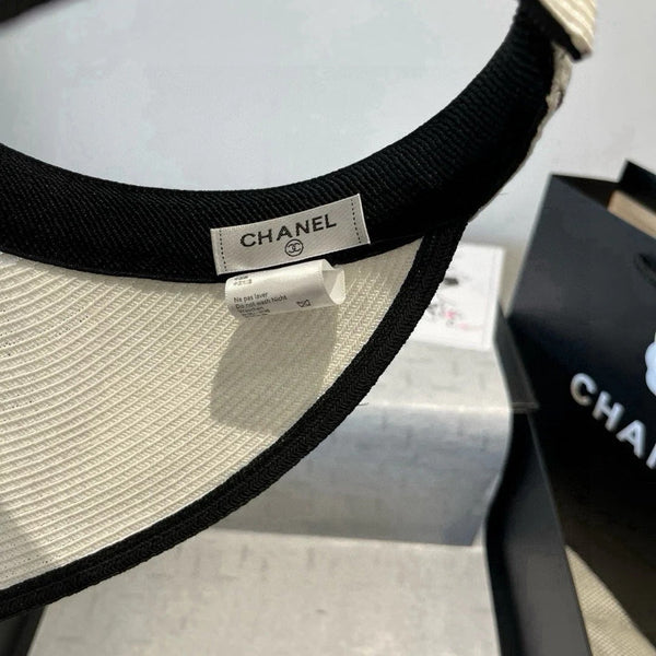 CC SUN HAT MODEM WHITE WITH FLOWER 673933