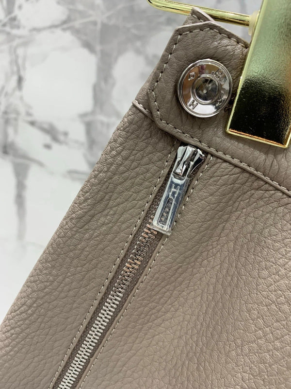 HERMES 25S LEATHER JACKET WITH LEATHER SHORTS