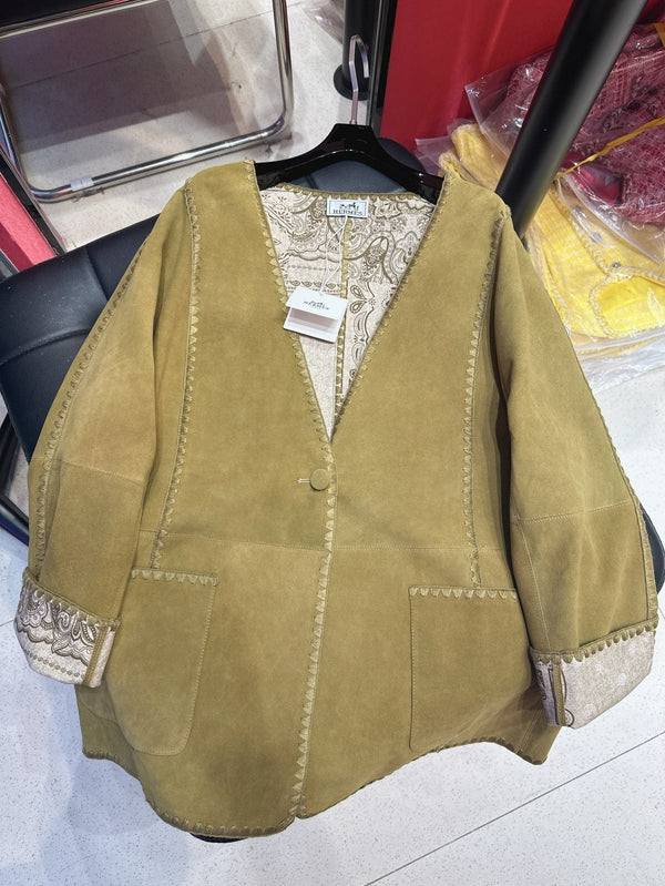 HERMES 25S MIDI SUEDE COAT 162