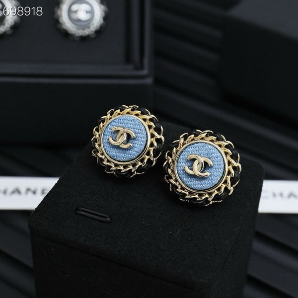 CC 25P STUD EARRINGS IN BLUE DENIM BLACK CALFSKIN-THREADED BUTTON