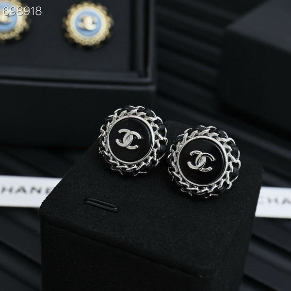 CC 25P STUD EARRINGS IN BLUE DENIM BLACK CALFSKIN-THREADED BUTTON