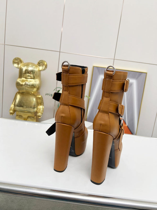 STIVALE CON FIBBIA E PLATEAU SL IN PELLE DI VITELLO SIENNA