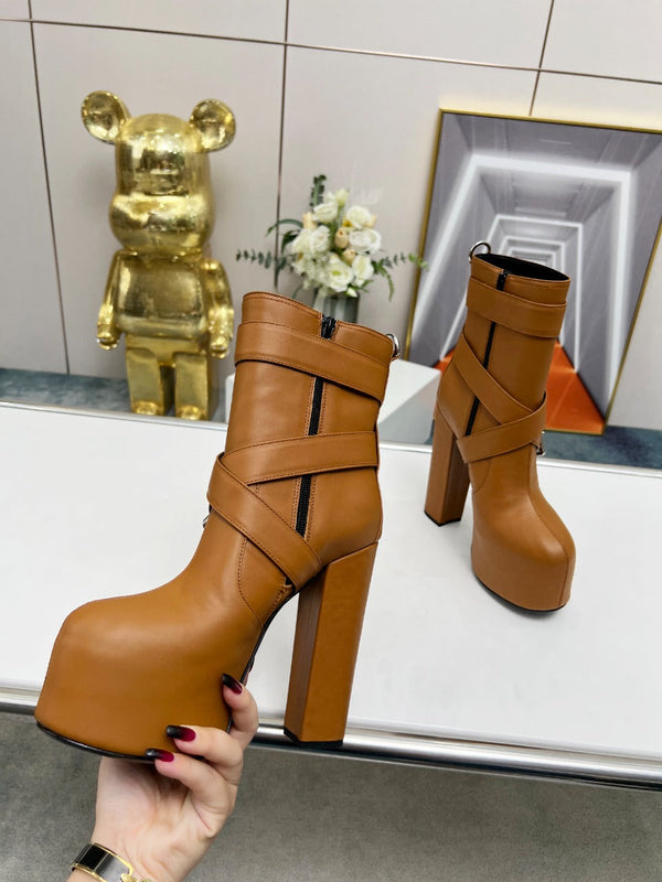 STIVALE CON FIBBIA E PLATEAU SL IN PELLE DI VITELLO SIENNA