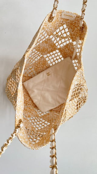 CC 2025 Beach Tote 52 Beige Raffia