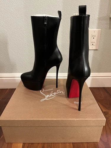 Louboutin Dolly Booty Alta 160 Black Calfskin Ankle Boots