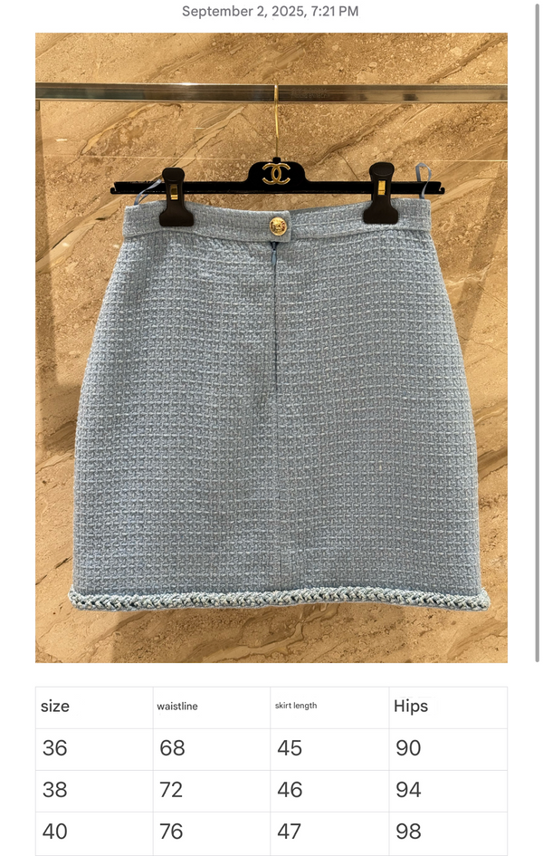 CC 25B Gonna gilet in tweed di lana blu navy