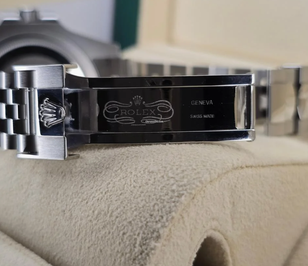 GMT-MASTER II BRUCE WAYNE CERAMIC STEEL BLACK GREY