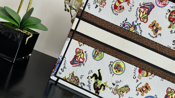 Large CD Book Tote 42cm White Multicolor Dragon Zodiac Embroidery