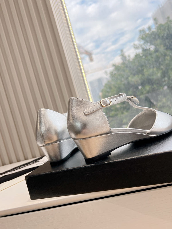 CC 25s Camellia T Strap Slingback 50mm Black Sliver Calfskin&Sheepskin 413324