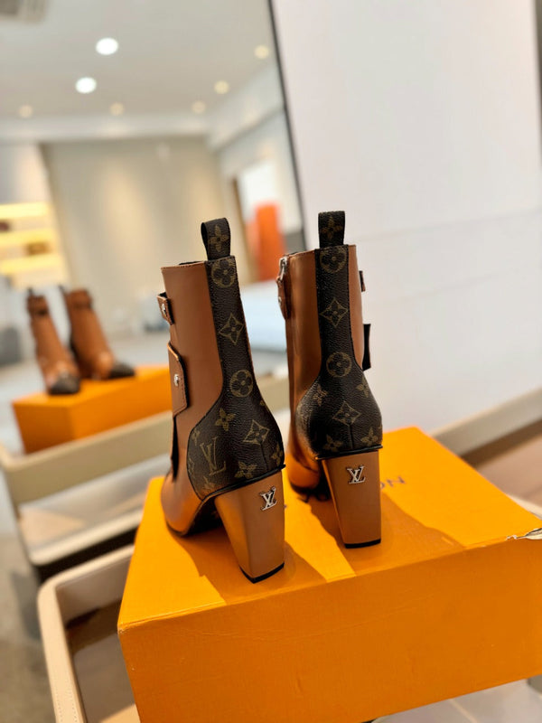 Stivaletto LV Trinity 75mm in pelle di vitello monogrammata arancione marrone