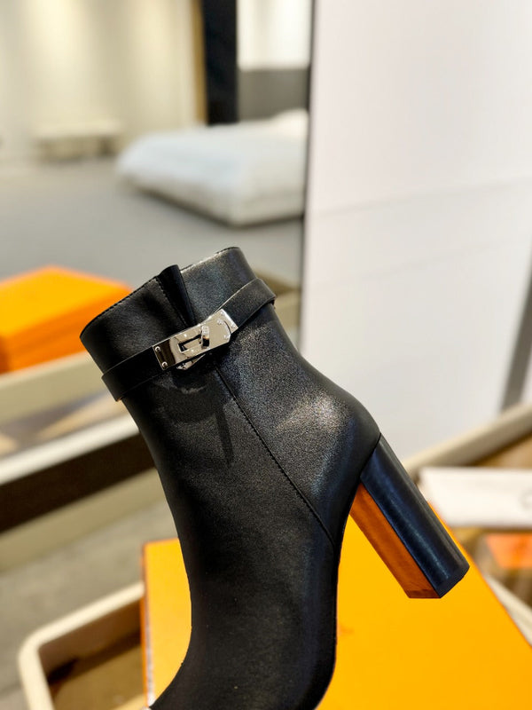 Stivaletto HM Saint Germain 85mm in pelle di vacchetta nera 961647