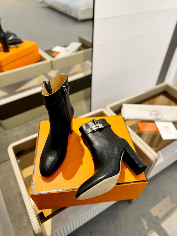 Stivaletto HM Saint Germain 85mm in pelle di vacchetta nera 961647