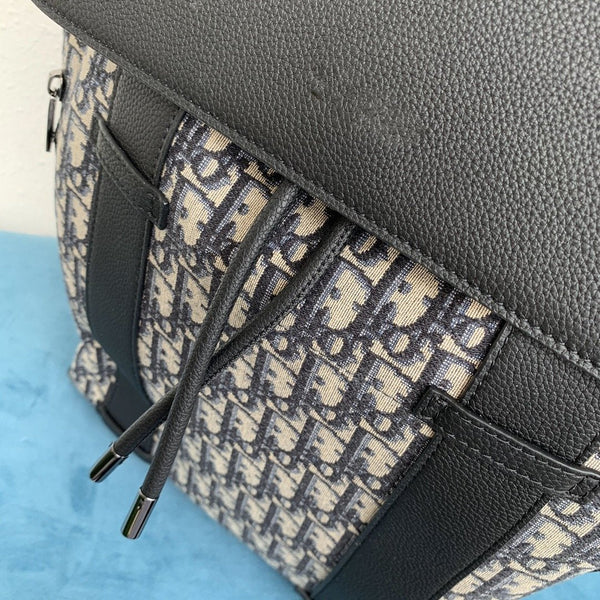 ZAINO MOTION BEIGE E NERO OBLIQUO