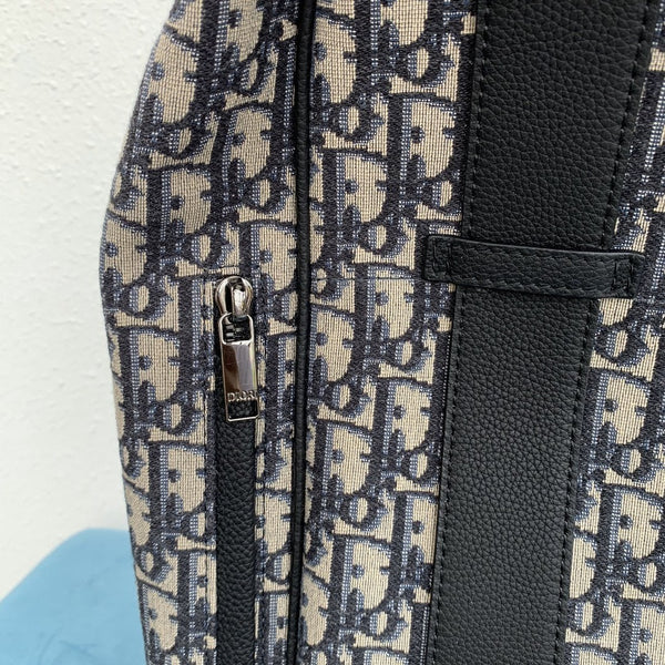 ZAINO MOTION BEIGE E NERO OBLIQUO