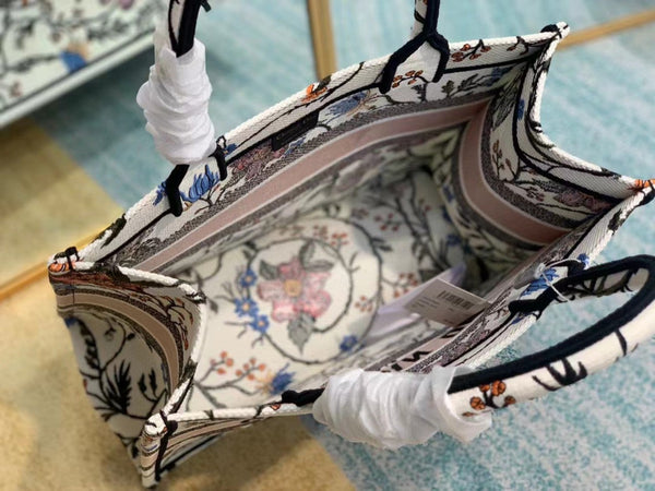 MEDIUM LADY D-LITE 24 PINK MULTI COLOR PAISLEY EMBROIDERY