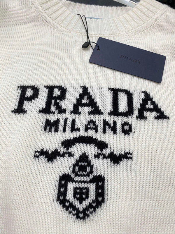 Prad Logo Crew-Neck Cropped Sweater in Cashmere