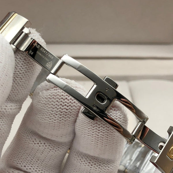 CONSTELLATION LADIES 27MM GOLD DIAMOND BEZEL