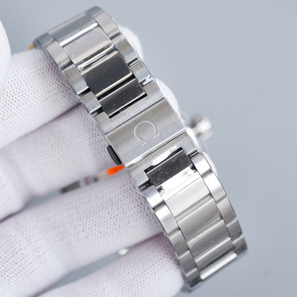 SEAMASTER AQUA TERRA 150M CO-AXIAL WHITE DIAL