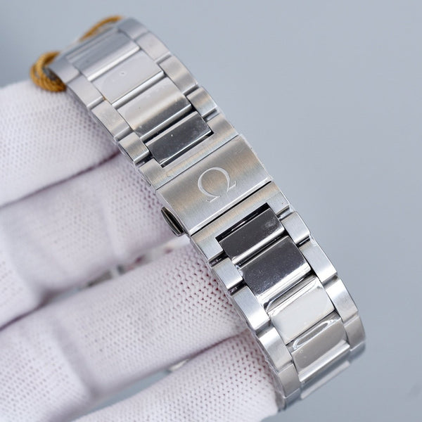 SEAMASTER AQUA TERRA 150M CO-AXIAL 41MM GAUSS-BUMBLEBEE