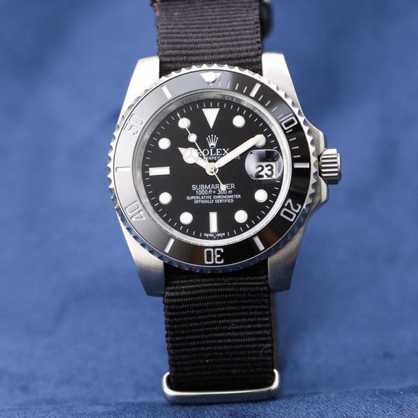 SUBMARINER DATE 40 CERAMIC BEZEL TEXTILE