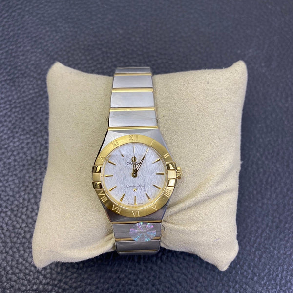 CONSTELLATION QUARTZ 28MM GOLD STEEL