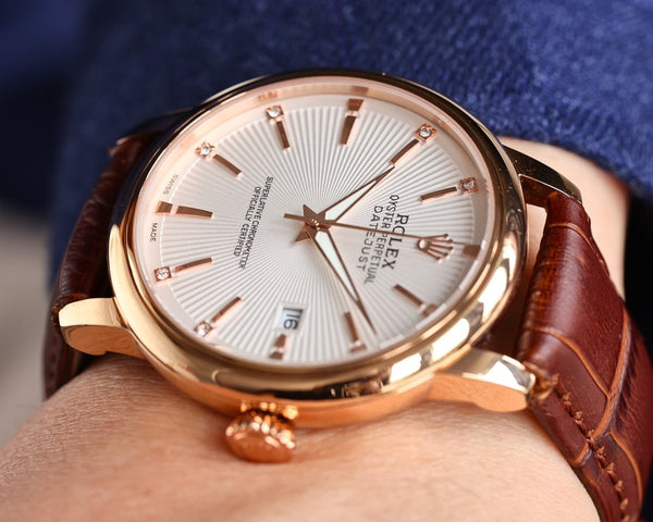 OYSTER PERPETUAL 41MM WHITE DIAL DIAMOND NUMERALS