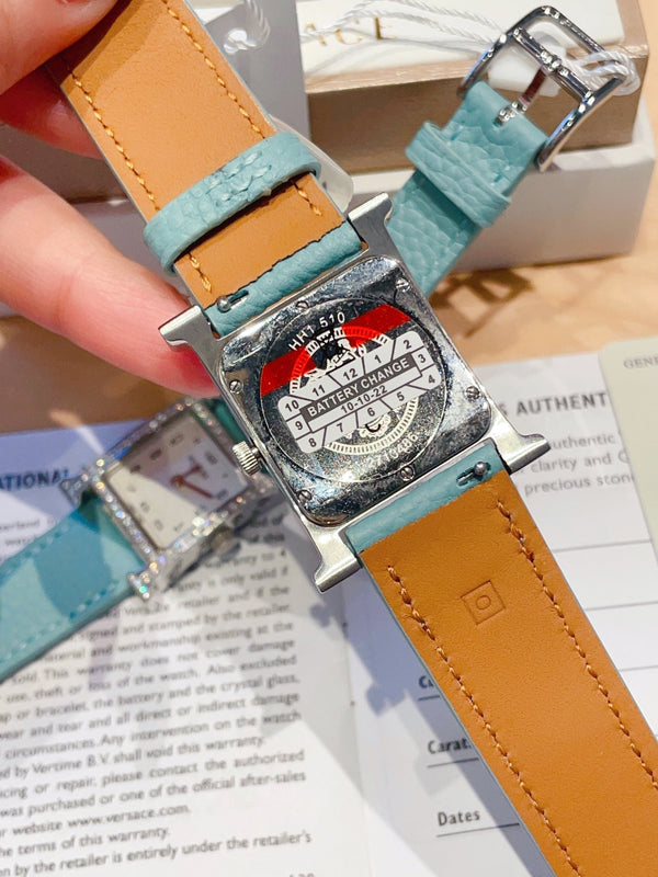 HM HEURE H 26 SILVER WHITE DIAL EPSOM LEATHER EPSOM LEATHER