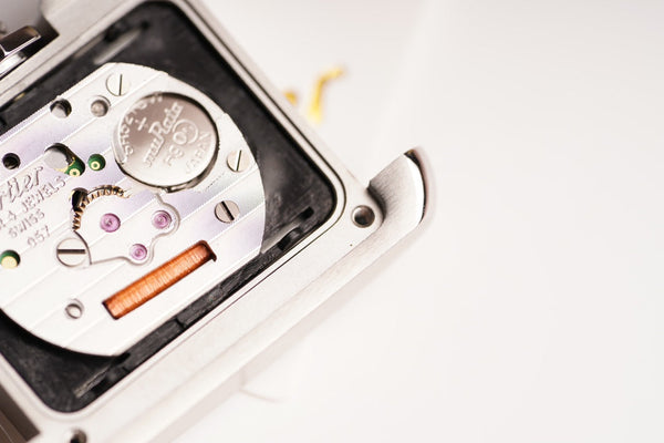 TANK ANGLAISE STEEL ROMAL NUMERALS