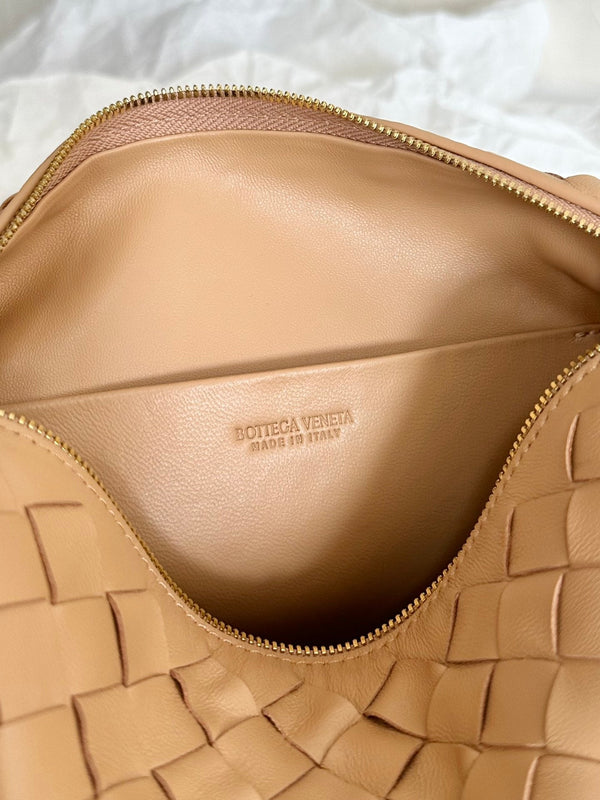 BV LOOP SMALL 23CM BEIGE PELLE DI VITELLO 