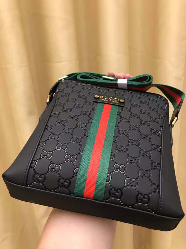 GG CROSSBODY IN PELLE NERA ROSSA