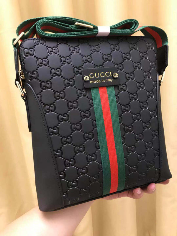 GG CROSSBODY IN PELLE NERA ROSSA