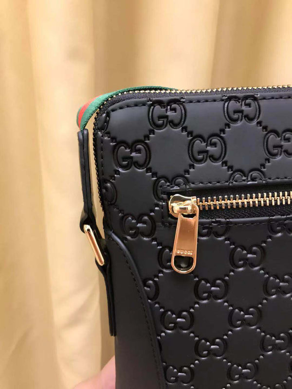 GG CROSSBODY IN PELLE NERA ROSSA