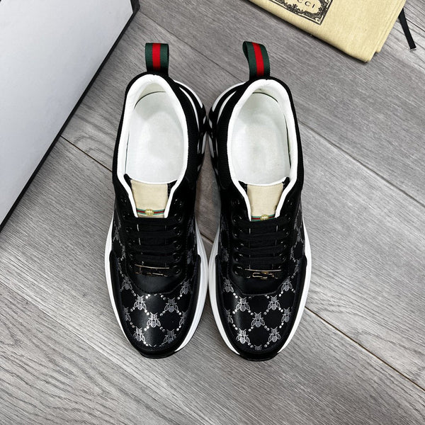 PELLE DI MUCCA NERA GG CON TEXTURE APE ORO