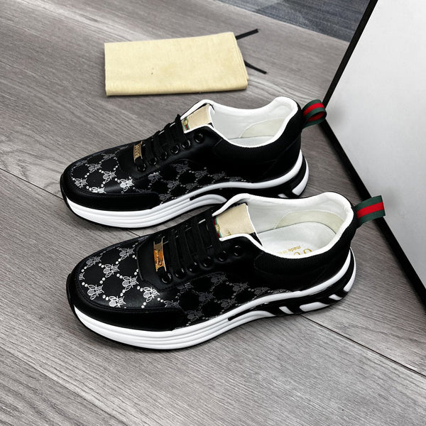 PELLE DI MUCCA NERA GG CON TEXTURE APE ORO