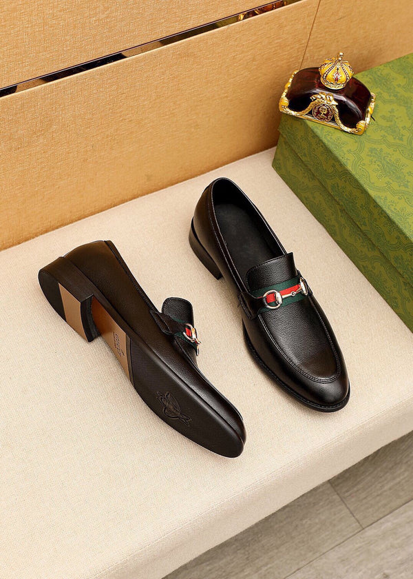 MOCASSINI GG ARGENTO DA UOMO IN PELLE DI VACCA NERA OPACA