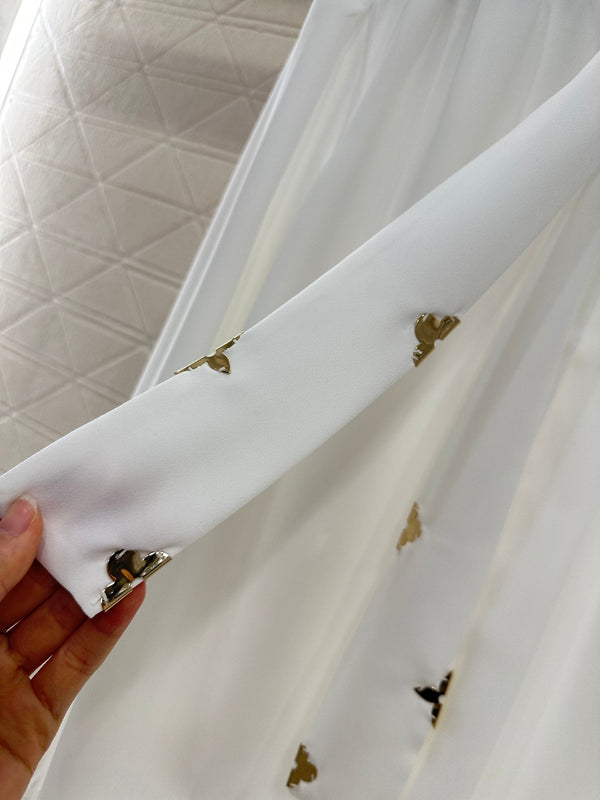 LV25 Pleated Tie-Neck Straight-Shoulder Shirt in White Polyester 294486