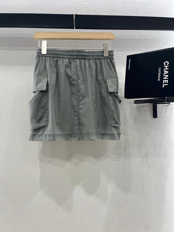 Moncle 25 Hooded Sun-Protective Jacket and Short Skirt Set Gray Nylon 249062